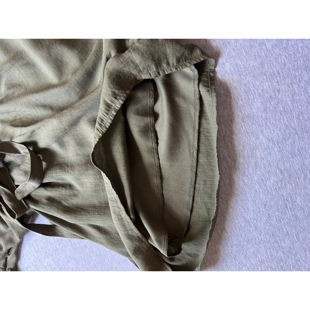 Row A Faux Wrap Romper Womens Small Olive Green Waist Tie Scalloped‎ Neckline - Picture 5 of 9